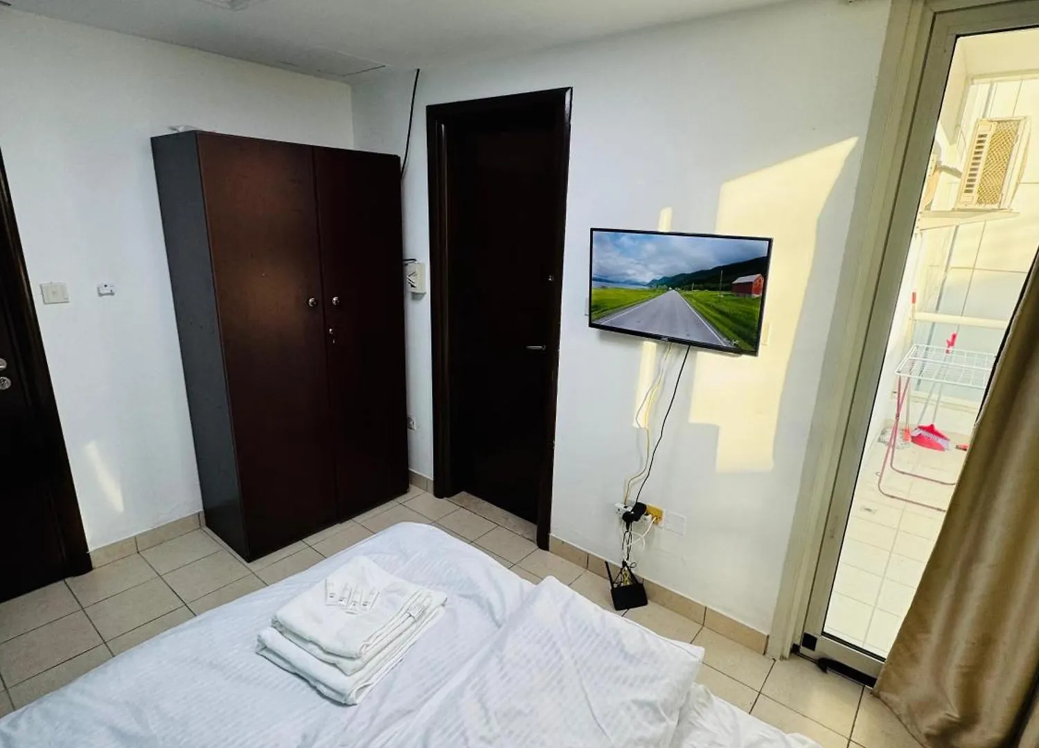 Charming Room Bath Inside & Balcony Dubai 0*,  United Arab Emirates